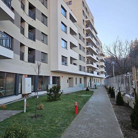 Garsoniera Gabrielle Apartment บราชอฟ ภายนอก รูปภาพ